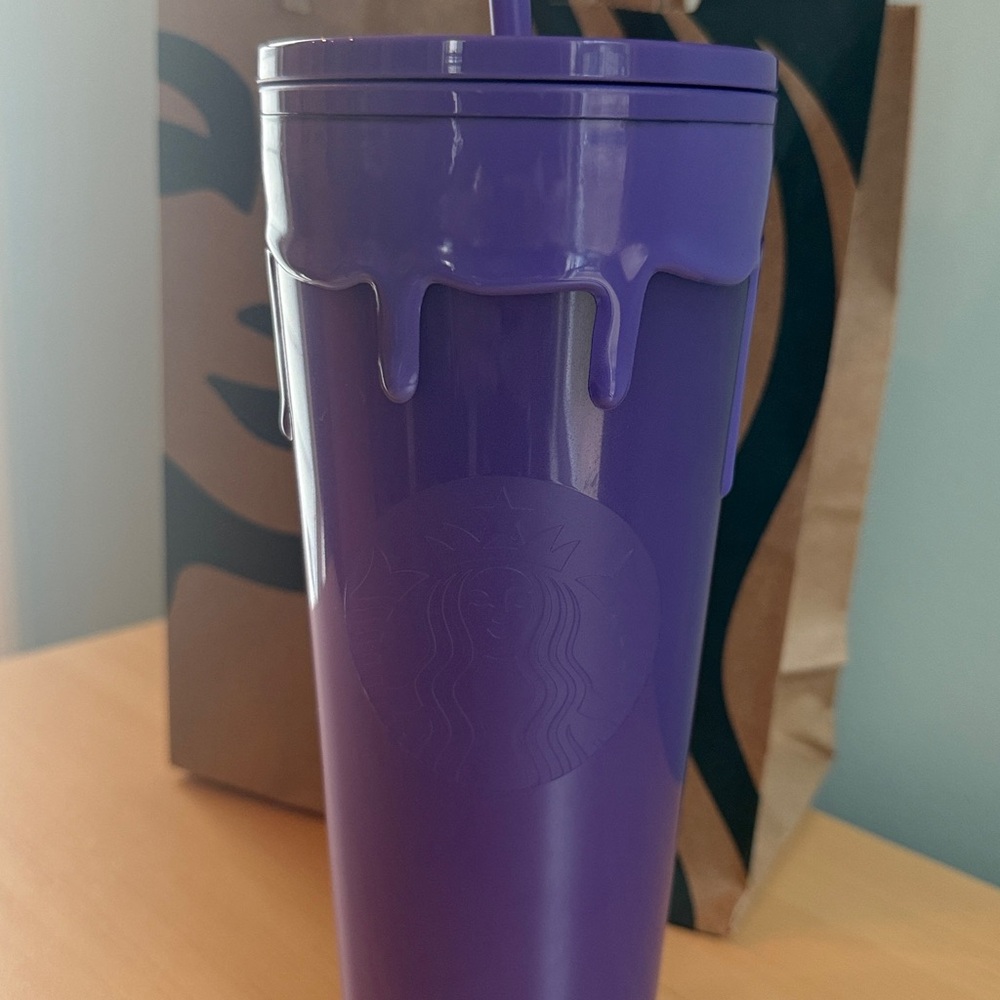 Starbucks 2025 Halloween Purple Glow in the Dark Slime Drip Cup - Picture 4 of 5